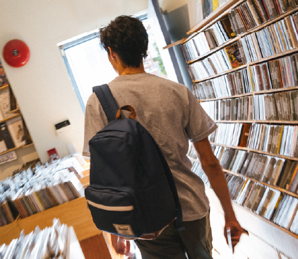 バッグ | Herschel Supply (ハーシェルサプライ) 公式オンラインストア