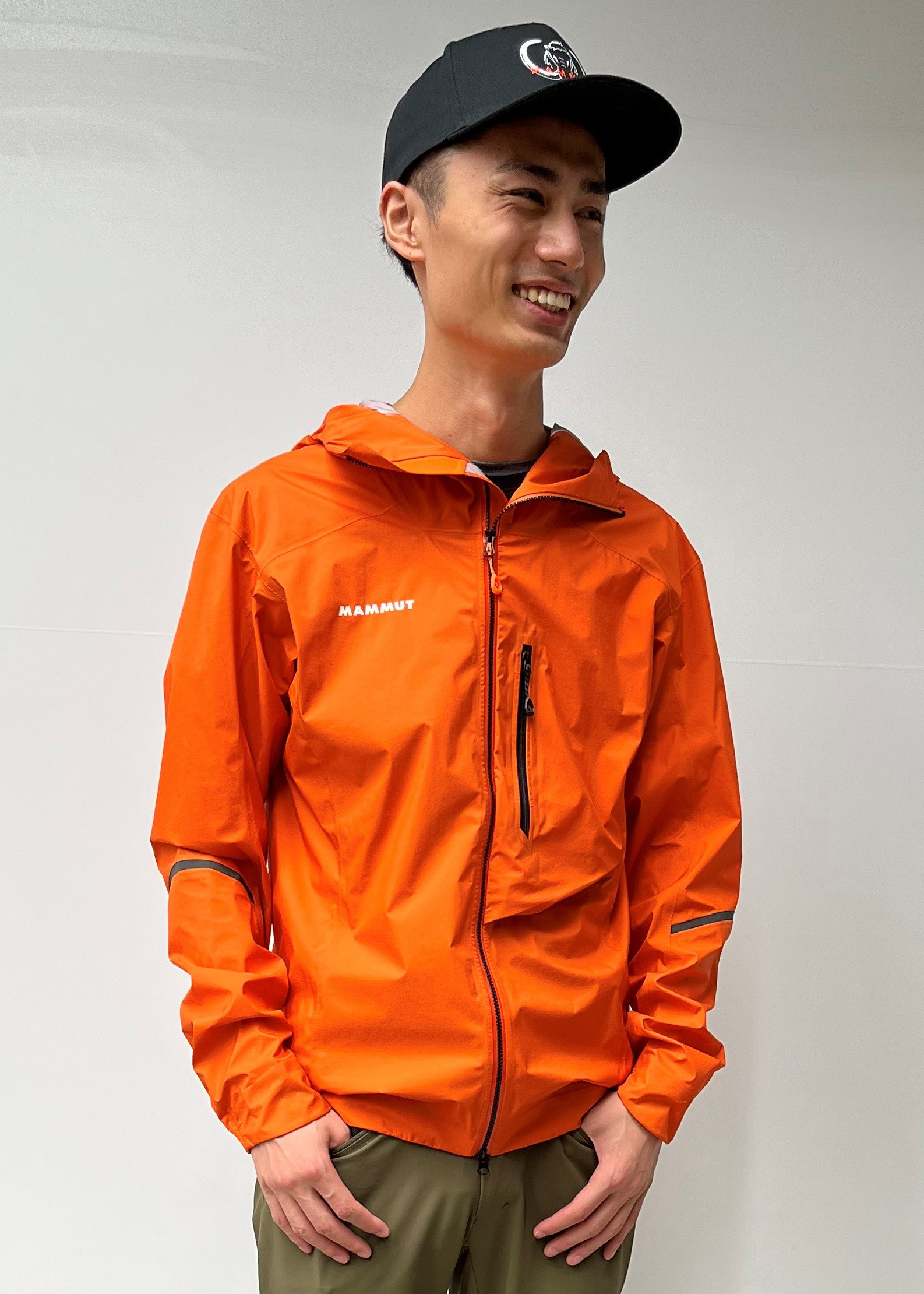 在庫あ格安マムート Eiger Speed ML Hybrid Hooded Jacket ジャケット・アウター